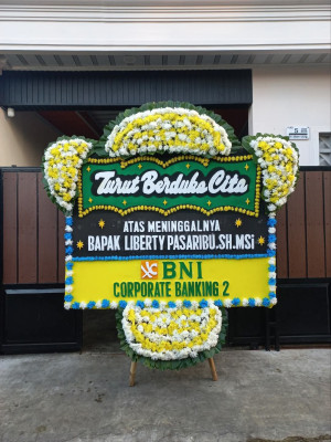 Papan Bunga Duka di Pulau Harapan